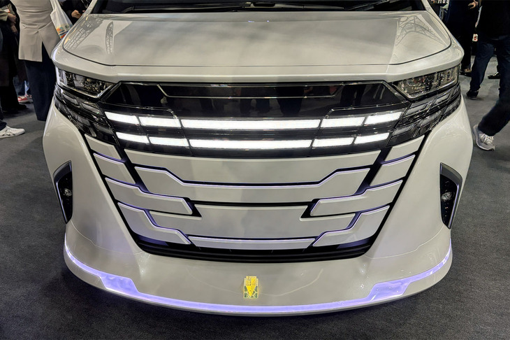 トヨタ・アルファード モデリスタコンセプト