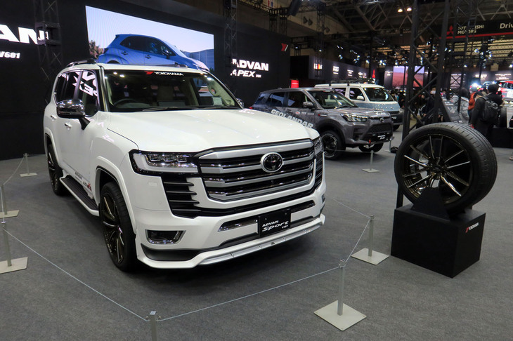 トヨタ・ランドクルーザー300（「ヨコハマ・アドバン スポーツV107」装着車）