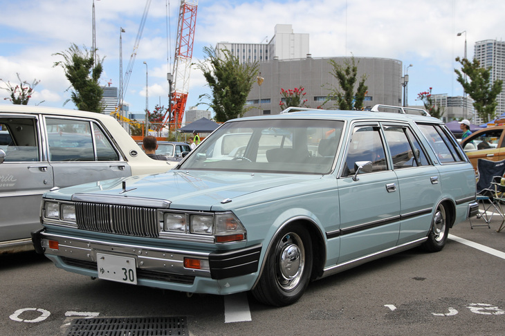 「日産セドリック ワゴン」。型式名Y30こと6代目セドリック／7代目「グロリア」のワゴン／バンは、先に紹介したX70系「マークIIワゴン／バン」よりさらに長命で、1983年から99年までつくられた。