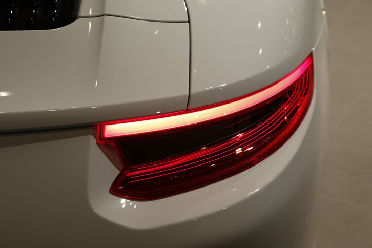 ポルシェ911カレラ（7MT）