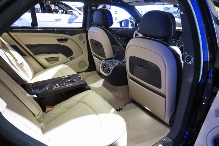 ベントレー・ミュルザンヌ スピード ホールマークシリーズbyマリナー（リアシート）