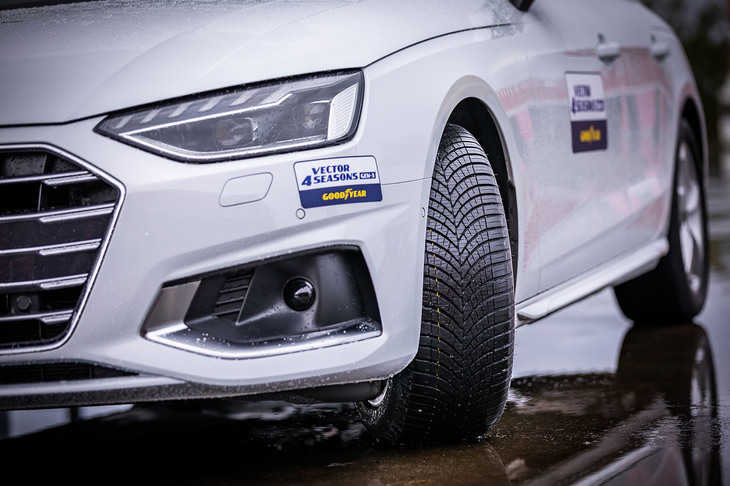 2022年8月に発売されたグッドイヤーのオールシーズンタイヤ「ベクター4シーズンズGEN-3」。今回はドライ路面とウエット路面でその実力を確かめた。