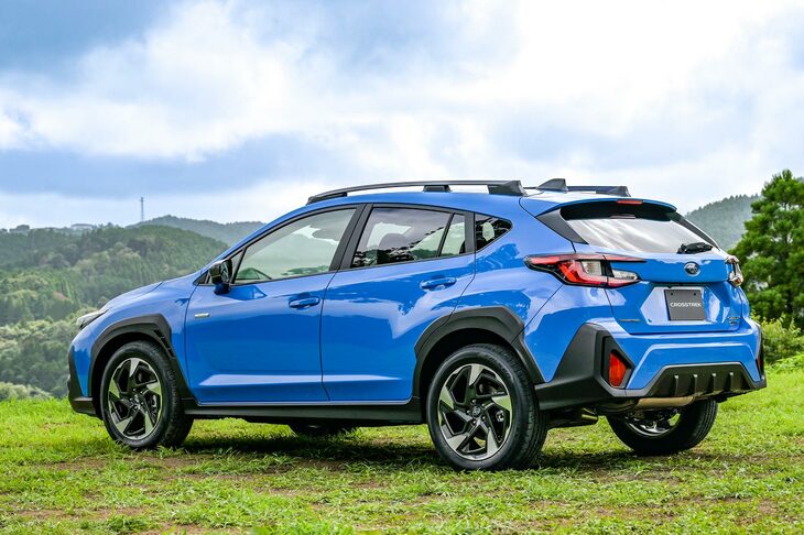 2022年9月に初公開、同年12月に発売された「スバル・クロストレック」。既存の「XV」の後継を担うモデルで、「インプレッサ」をベースとしたコンパクトクロスオーバーというキャラクターは変わらない。