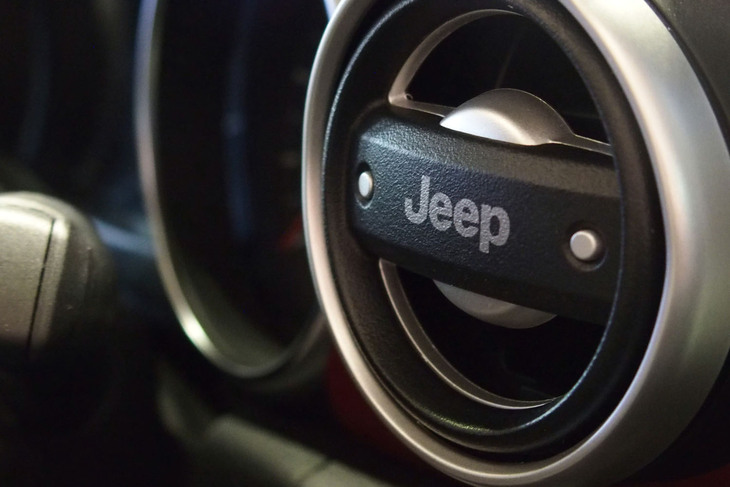 ジープ・グラディエーター（エアコンの吹き出し口）