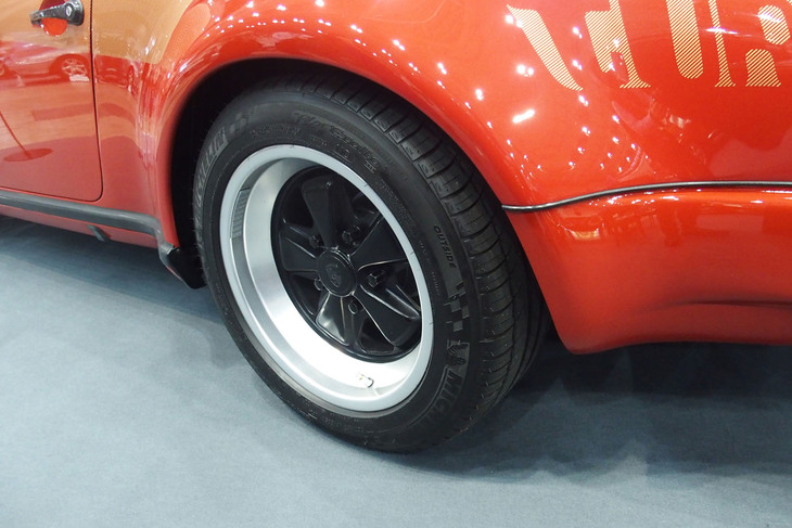 ポルシェ911ターボ3.0（1977年）／AUTO DIRECT