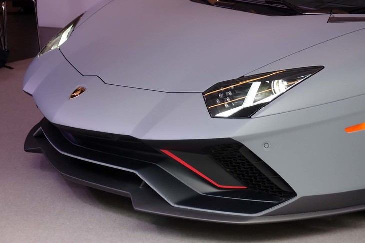 ランボルギーニ・アヴェンタドールLP780-4 Ultimae（フロントまわり）