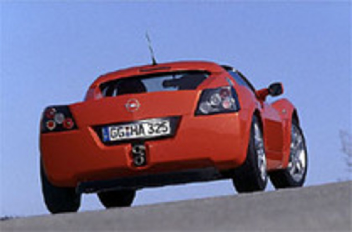 オペル「スピードスター」100台限定！ 【ニュース】 - webCG