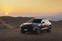 アストンマーティンDBX