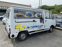 この販売店の経営者は、第547回で紹介したルイージ・カザーリ氏。これは彼が主宰するヒストリックカー同好会のオフィシャルカー。地元モータースポーツイベントの再開までには、あと少し時間を要しそうだ。