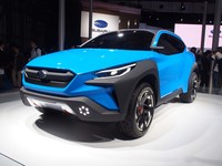 2019年3月のジュネーブモーターショーにも出展された「ヴィジヴ アドレナリン コンセプト」。会場ではダイナミックなデザインをじっくりと鑑賞できる。