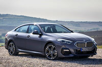 先代「BMW 2シリーズ グランクーペ」のディーゼル車「218dグランクーペ」は、国内では2020年8月に発売された。写真は最上級グレード「218dグランクーペMスポーツ」の海外仕様車で、国内における当時の新車価格は486万円だった。