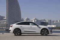 今回の試乗車はクーペスタイルの「Q8スポーツバックe-tron」。正統派SUVスタイルの「Q8 e-tron」と2つのボディータイプが用意されている。