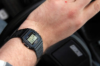 エンリクさんの腕にはカシオの時計が。