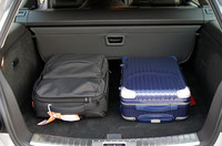 第144回：「ジャガーXタイプエステート」に試乗　案外カッコいい“スノーボーダーの長嶋さん”!?の画像