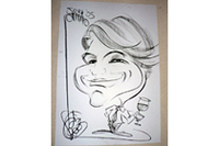 夜のプレスディナーでは、余興で似顔絵師が登場しました。描いてもらいましたが、似ているかどうかは自分ではよくわかりません。