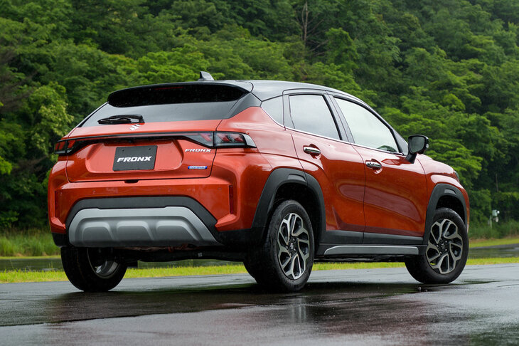 間もなく日本に導入される「スズキ・フロンクス」。インドで生産されるコンパクトSUVで、先に導入されたマーケットでは多くの賞を獲得するなど、高い評価を得ている。