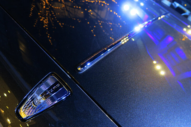 ベントレー・フライングスパー ハイブリッド（マスコットカバー）