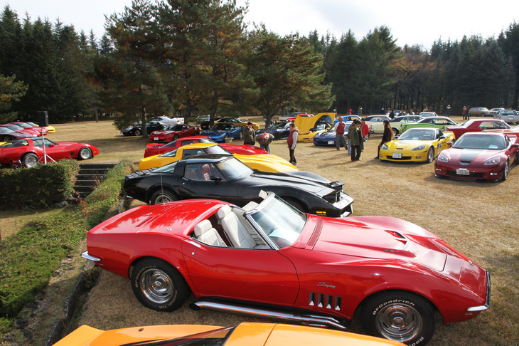 カラフルなC3～C6の「コルベット」群。