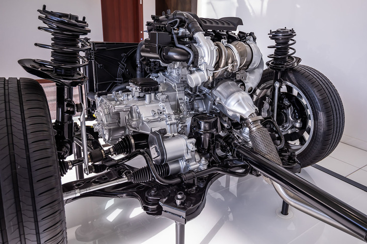 レクサスNX（パワートレイン）