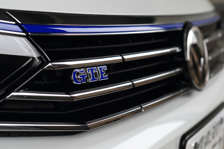 フォルクスワーゲン・パサートGTEヴァリアント アドヴァンス