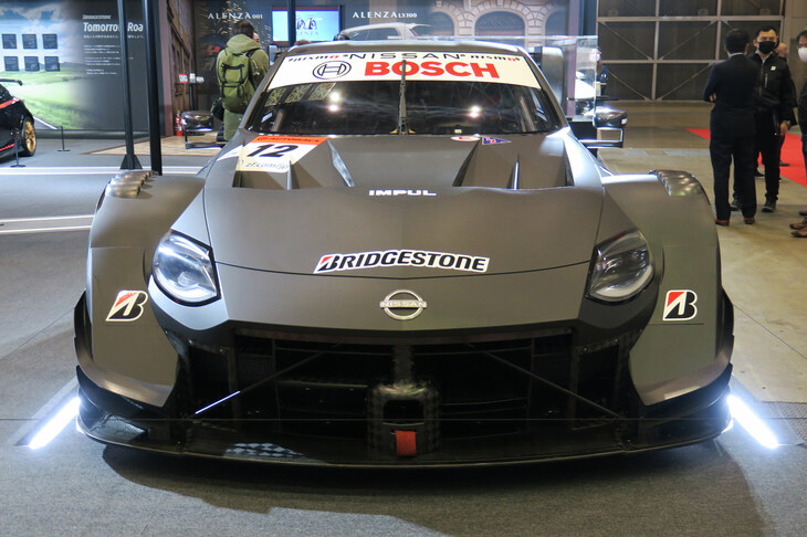 ブリヂストンの競技用タイヤを装着した、TEAM IMPULの「Nissan Z GT500」。