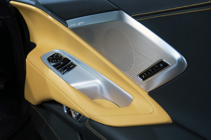 シボレー・コルベット2LT（ドアコンソール）