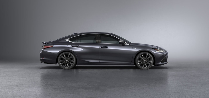 レクサスES（エクステリア）