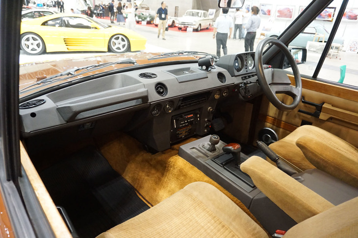 ランドローバー・レンジローバー3ドア/AT（1982年）／RANGERS