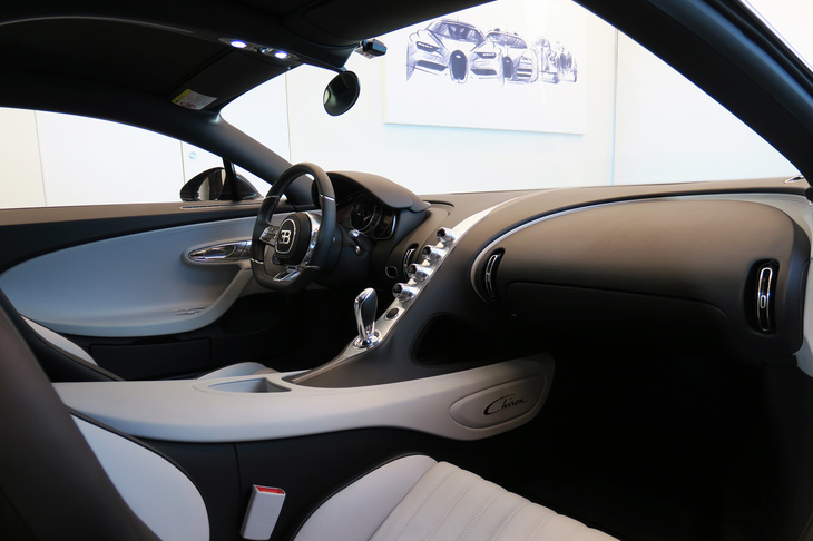 ブガッティ・シロン（インストゥルメントパネルまわり）