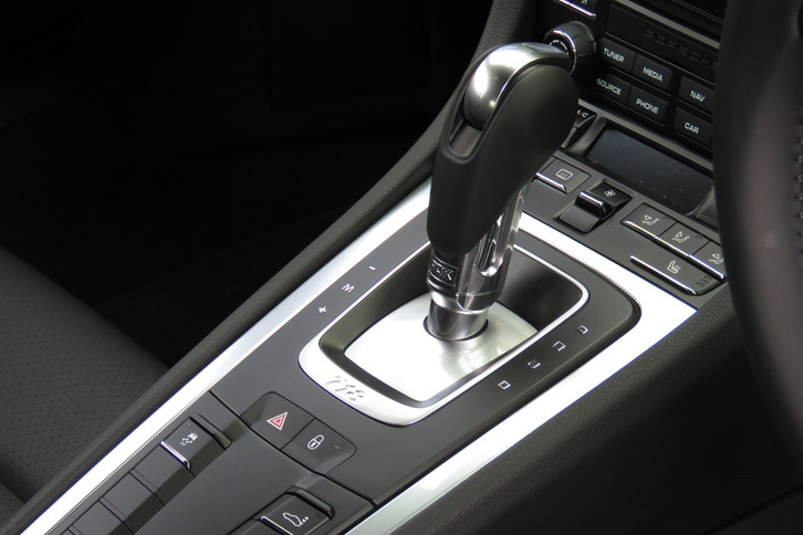 ポルシェ718ケイマン