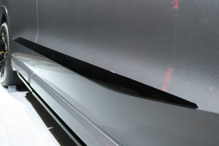 三菱アウトランダー BLACK Edition Premium