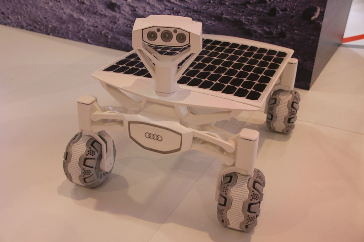 「MISSION TO THE MOON」に搭載される予定の月面探索機「アウディ・ルナ・クワトロ」。