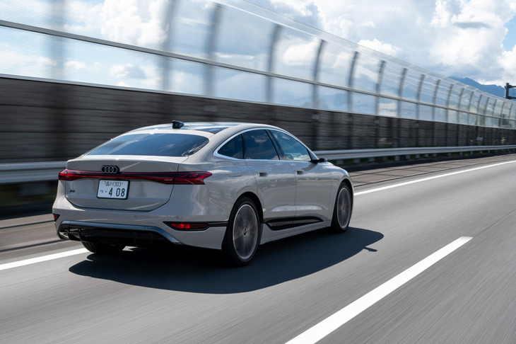 洗練された電動パワートレインの制御と、高い操縦安定性が印象的だった「A6 e-tron」の走り。動力性能も申し分なく、「これなら『クワトロ』じゃなくてもいいな」とさえ思ってしまった。