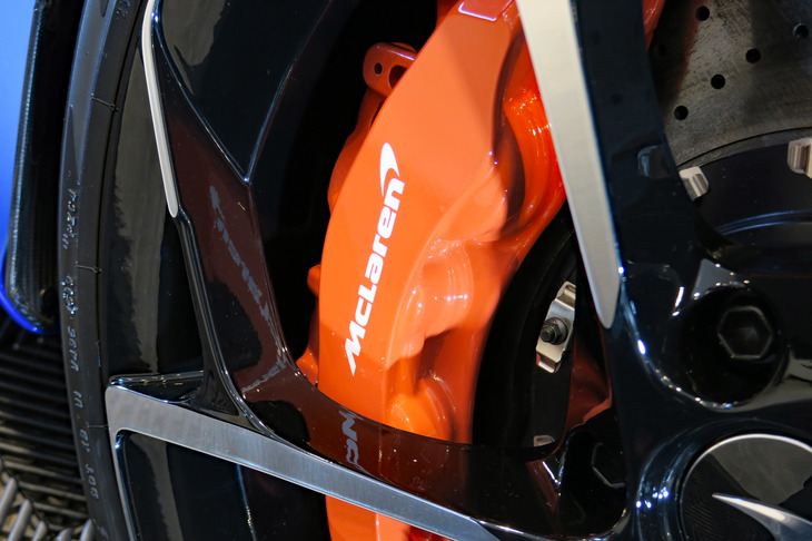 マクラーレン・エルヴァ（ブレーキキャリパー）