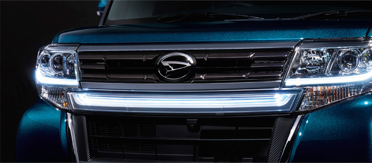 フロントグリルLEDイルミネーション