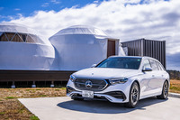 初めて「Eクラス」を名乗った「W124」から数えて6代目となる最新モデルは、2024年1月に予約注文受け付けを開始。日本では「セダン」と「ステーションワゴン」が同時に導入された。