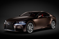 新型「レクサスIS」間もなくデビュー