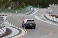 トヨタテクニカルセンター下山での徹底的な走り込みを経て鍛えられた「レクサスUX」。今回の試乗も同地で実施された。