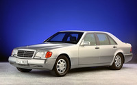 W140型メルセデス・ベンツSクラス（1991年）