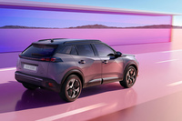 新世代デザインを採用　「プジョー2008」のマイナーチェンジモデルが上陸の画像