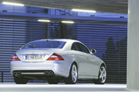 新型「メルセデスCLSクラス」発売、スポーティ＆ラクシャリーな“4ドアクーペ”の画像