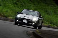 テスト車は、セットオプション「CHILIパッケージ」を装着。これにより、3つの走行モード（SPORT、MID、GREEN）が選べるようになる。