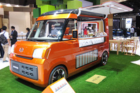 軽乗用車用FFプラットフォームを用いた軽商用車の「テンポ」。