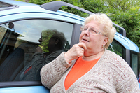 「旦那と一緒に免許を取りに行ったのよ」と昔を振り返るジョヴァンナさん。