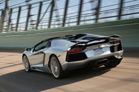 ランボルギーニ・アヴェンタドールLP700-4ロードスター（4WD/7AT）【海外試乗記】の画像