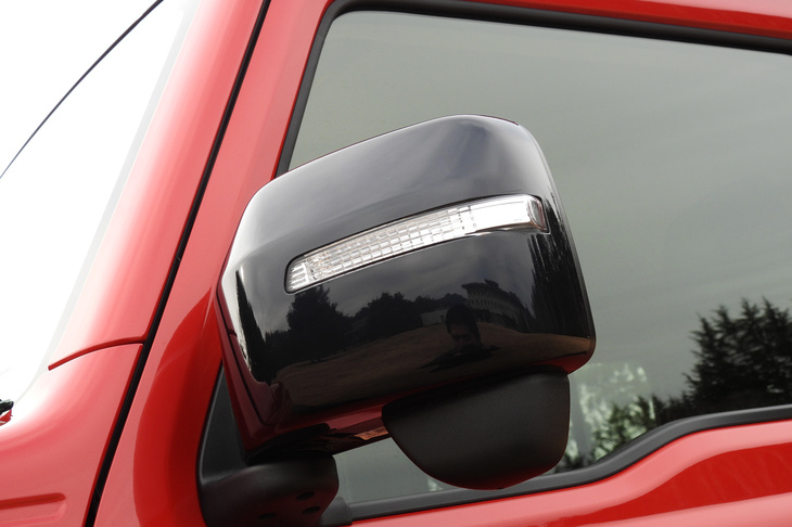 スズキ・ジムニー ノマド（サイドミラー＆ウインカー）