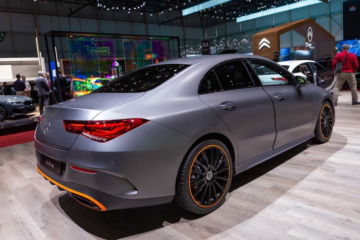 メルセデス・ベンツCLA200クーペ