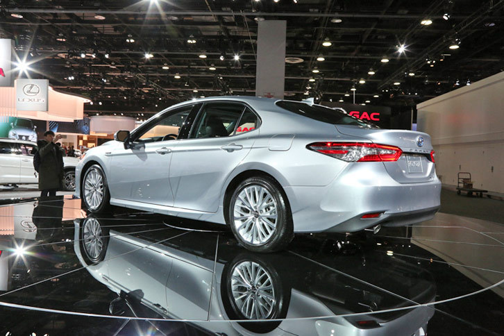 トヨタ・カムリXLE