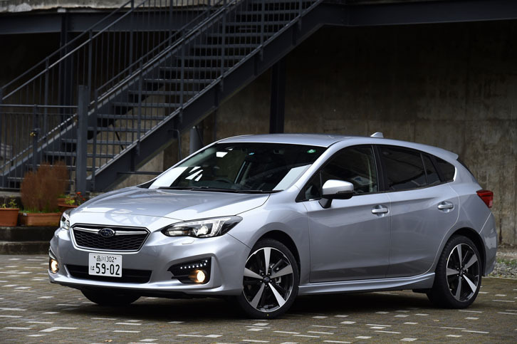 スバル・インプレッサスポーツ2.0i-S EyeSight