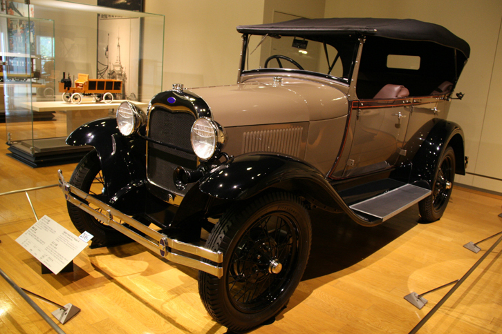 横浜工場で組立生産された1929年「フォードA型」。トヨタ博物館蔵。